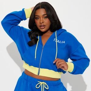 Italina Blue and Yellow Cropped Oversized Hoodie